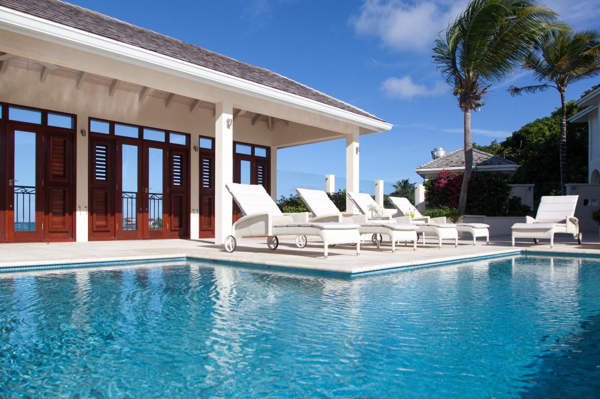 Blue Waters Resort And Spa St. John's Экстерьер фото
