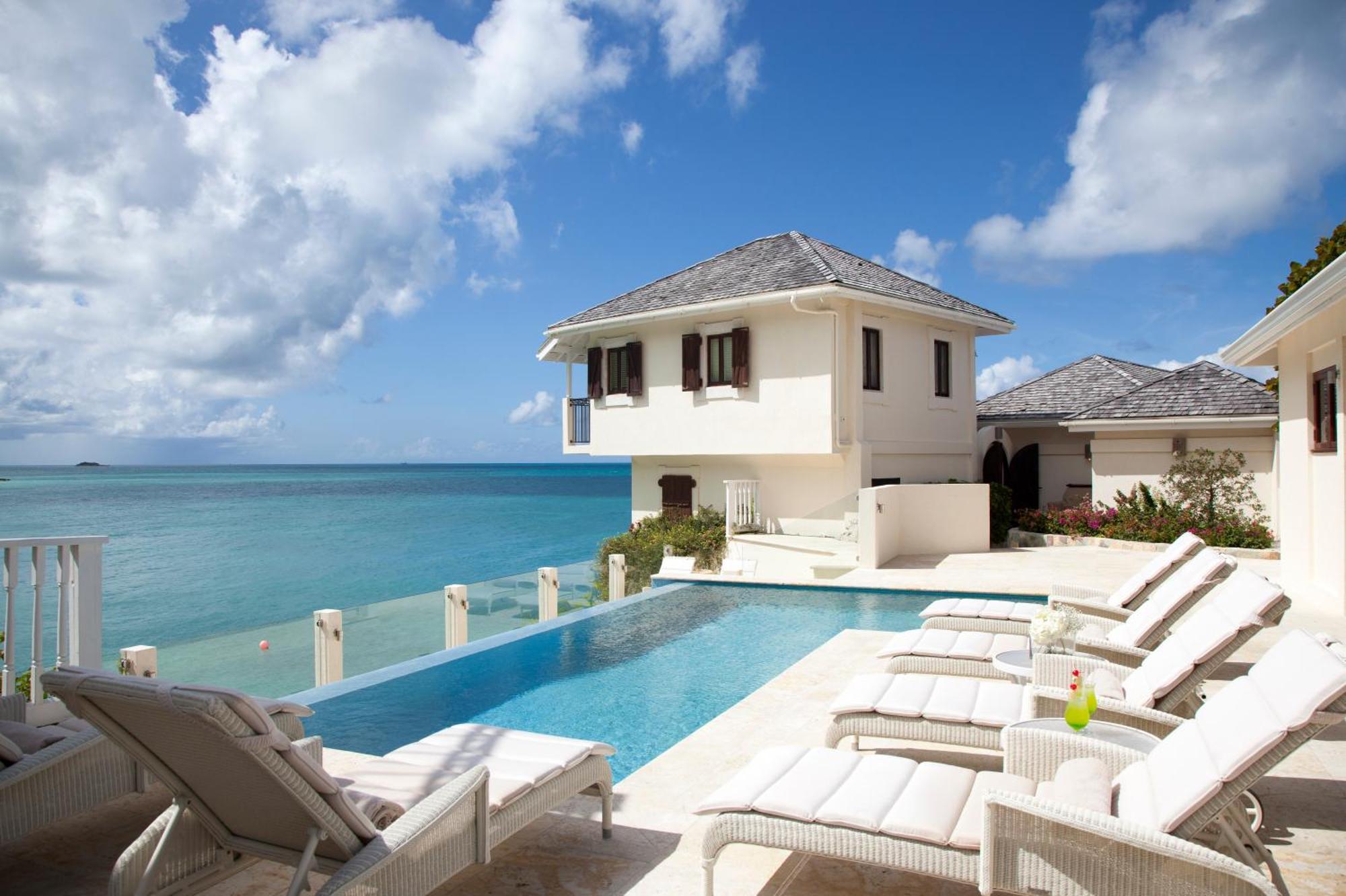 Blue Waters Resort And Spa St. John's Экстерьер фото