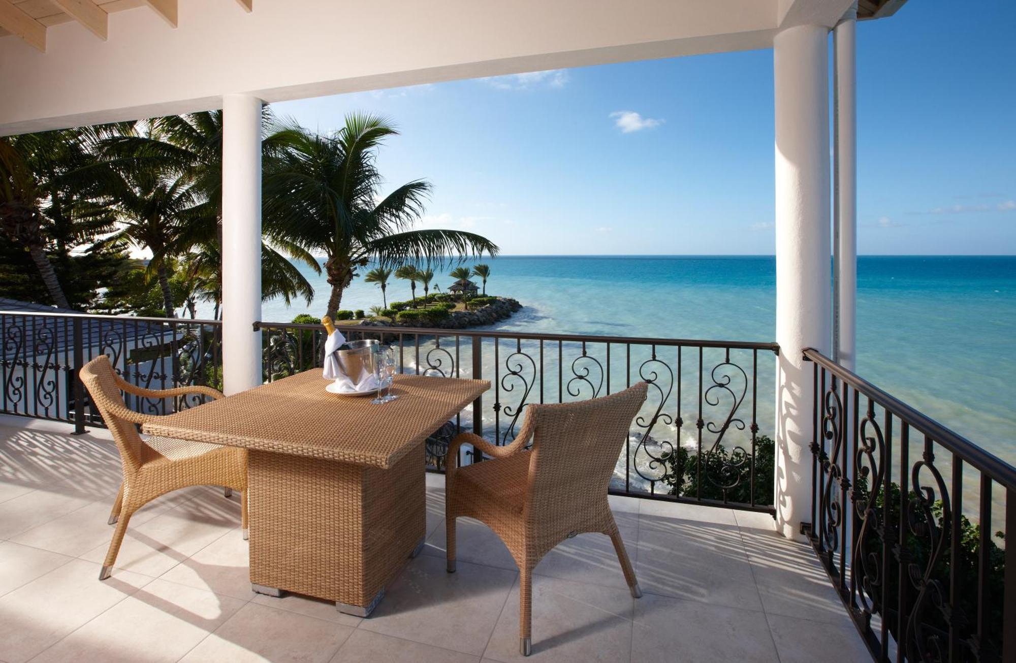 Blue Waters Resort And Spa St. John's Экстерьер фото